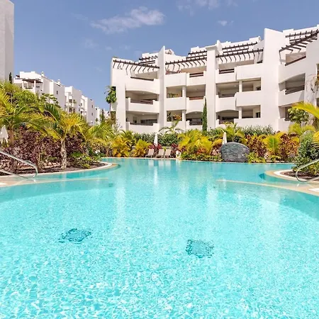 アパート Modern Oasis With Jacuzzi & Two Terraces